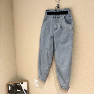 Fashion Nova Light Washed, High Waisted Mom Jeans
